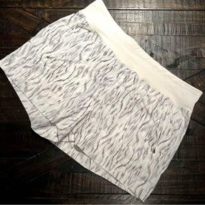 Athleta Trekkie North Shorts